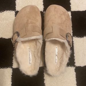 Madden Girl faux lined clog